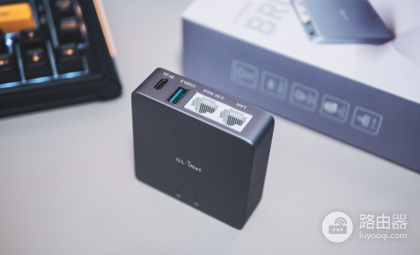 超迷你的弱电箱路由器,拯救你的弱电箱空间