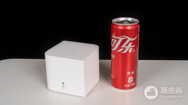 中兴智慧家庭小方糖路由器体验，外观、体积和价格甜度满分