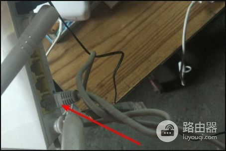 路由器wan口怎么设置(如何配置无线路由器)