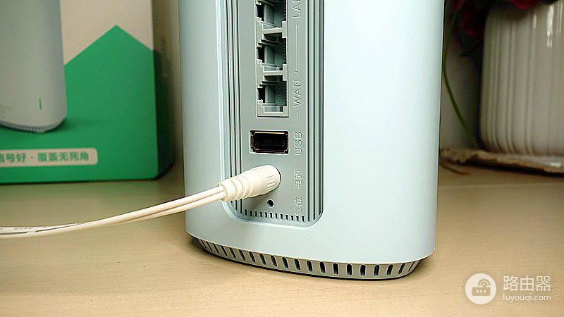 WiFi6千兆路由器、快速安全覆盖广，360全屋路由V6测评