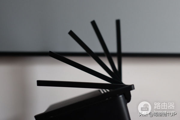 京东云无线宝百里路由器拆解报告:全屋好信号,给生活加点“甜”