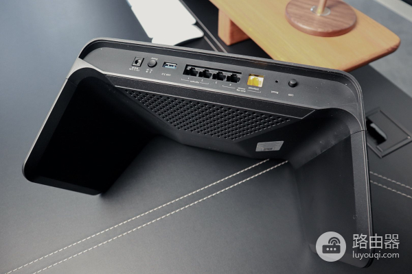 居家办公效率提升神器推荐:网件rax70三频路由器及缤特力会议麦