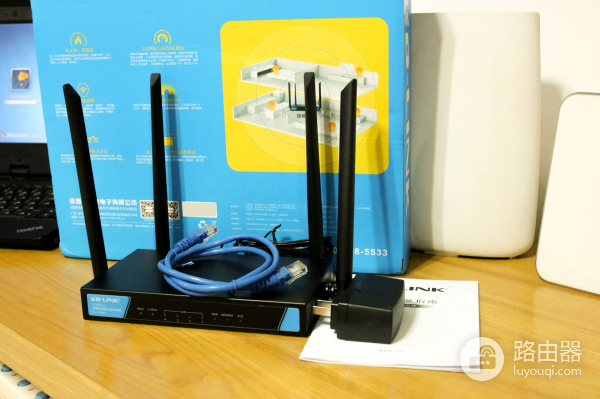 不足200元！体验入门级企业级路由器，千兆四天线覆盖