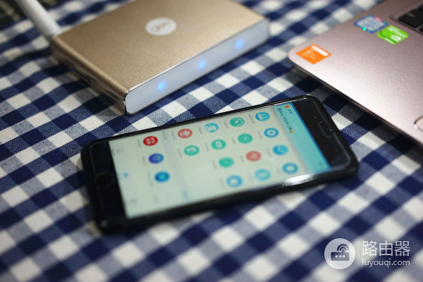 小巧而不弱小的路由器:极路由1S体验