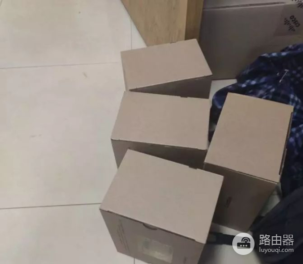 无线路由器扩展器你们都调过,那移动4G信号扩展器你们调过吗?