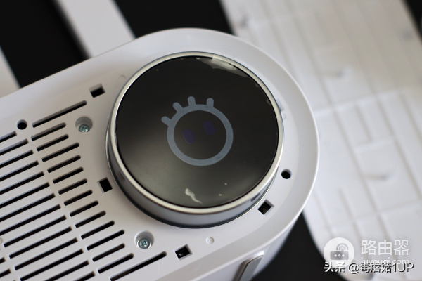 儿童上网管控就该这么简单——锐捷小白路由器拆解报告