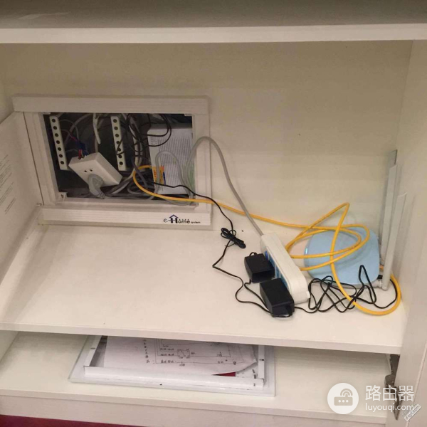 路由器旁摆放三样物品,百兆宽带变“龟速”,你做错了吗