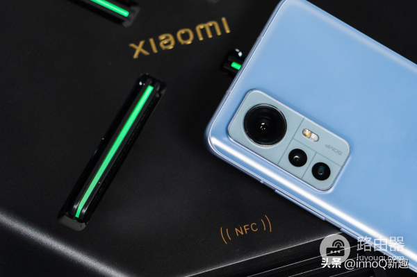 高通高性能新U加持！小米万兆路由器重磅登场：12路信号放大器