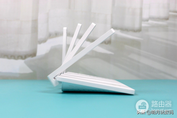 荣耀路由4 Pro真实体验:家里网络信号差,选择路由器是关键