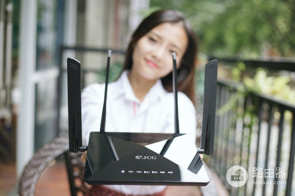 路由器也要高颜值?这几款路由器保证没有同款尴尬