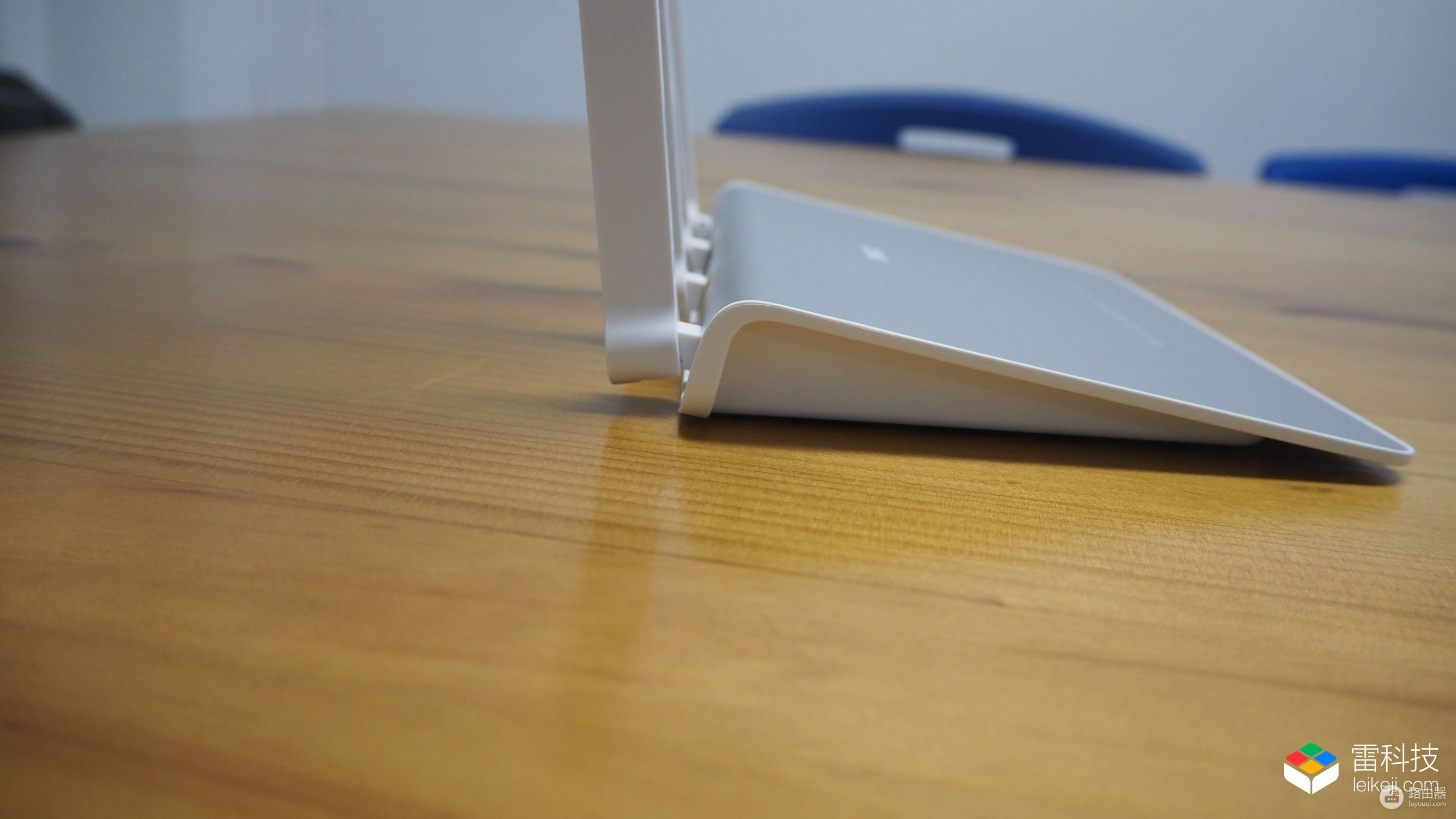 360安全路由器2图赏:铝合金外观,199元性价比无敌!