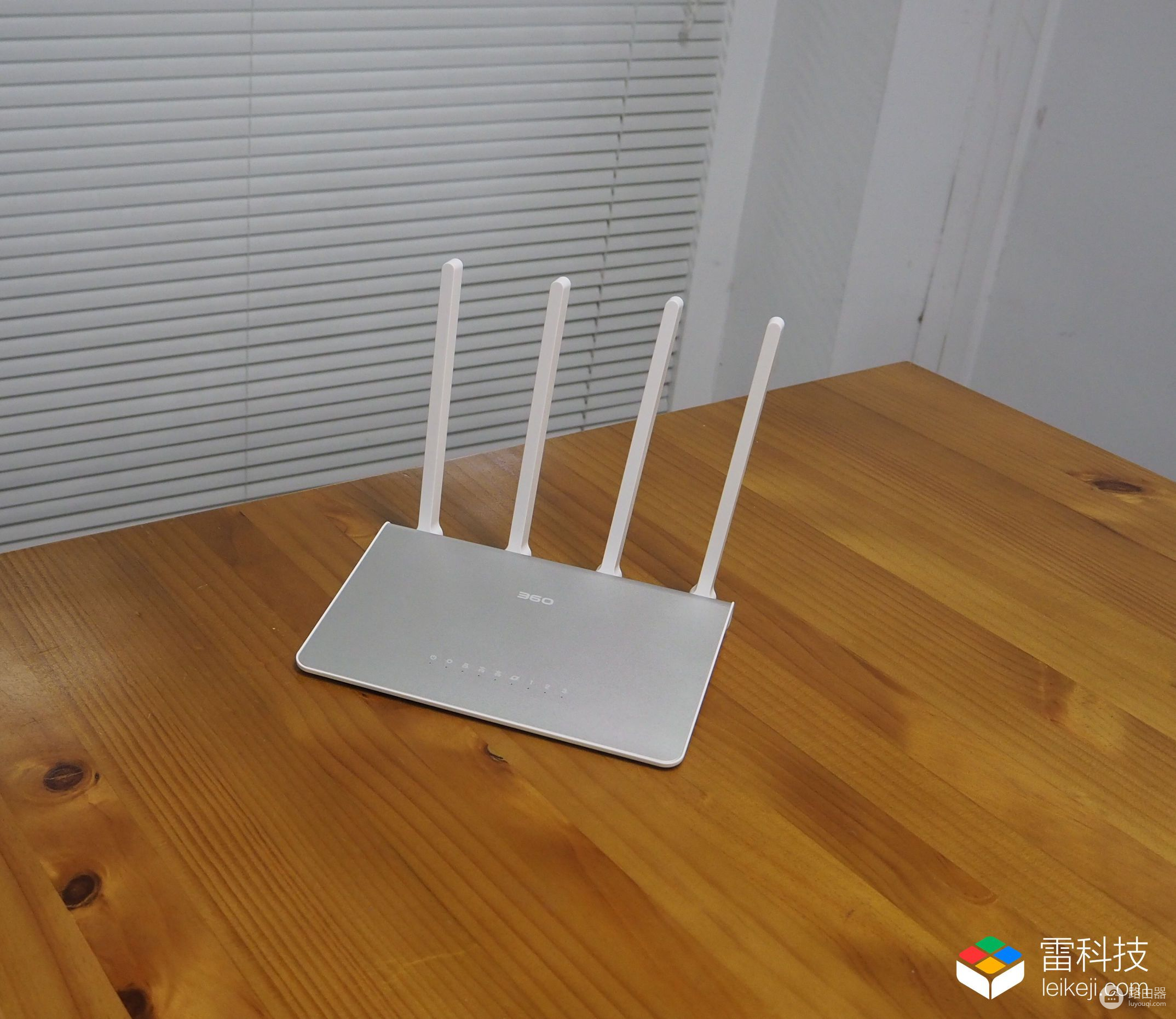 360安全路由器2图赏:铝合金外观,199元性价比无敌!