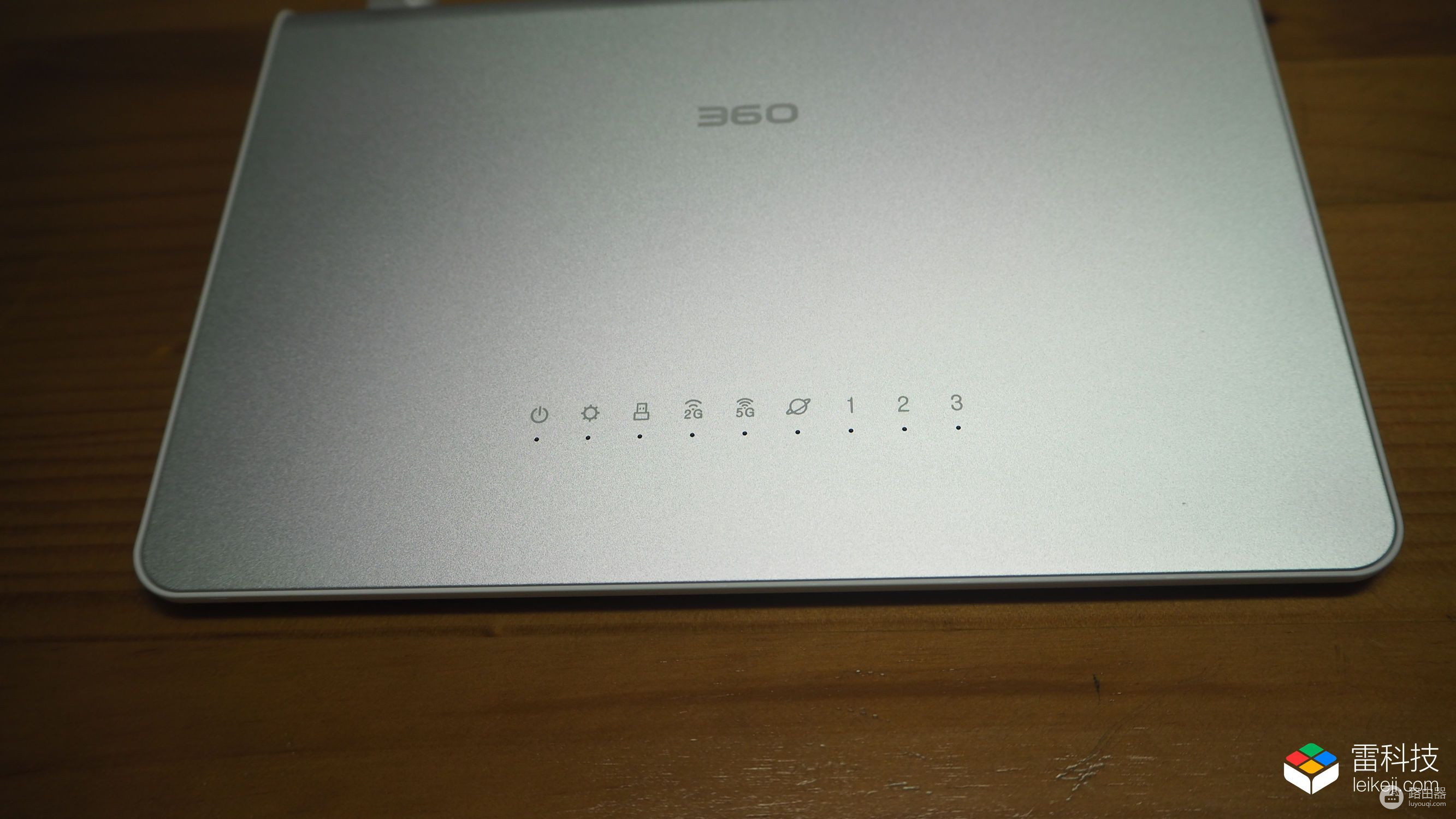 360安全路由器2图赏:铝合金外观,199元性价比无敌!