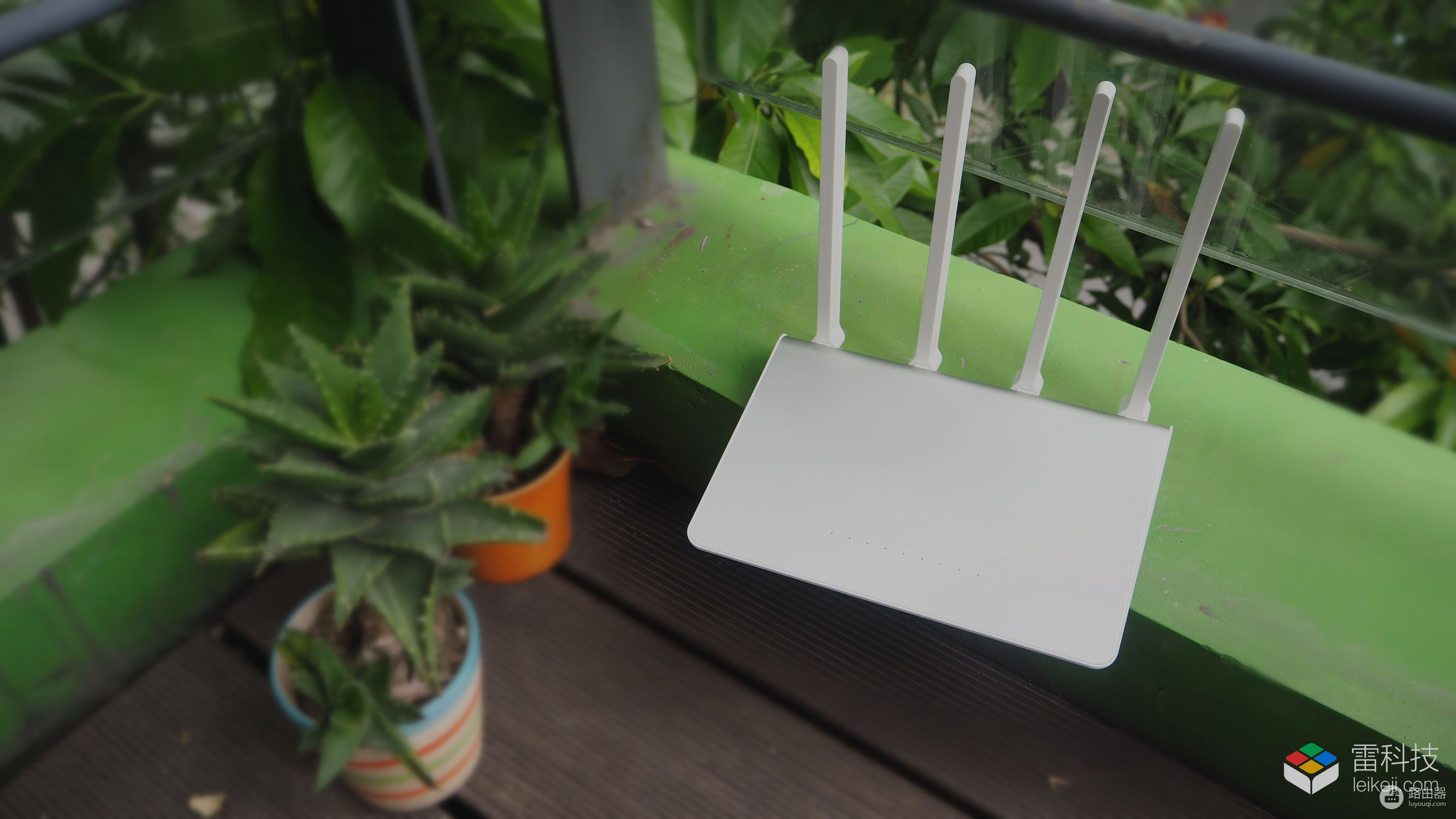 360安全路由器2图赏:铝合金外观,199元性价比无敌!