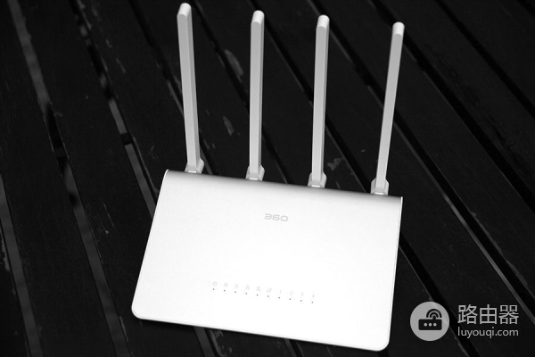家庭互联网入口的“门神”?360安全路由器P4测试体验