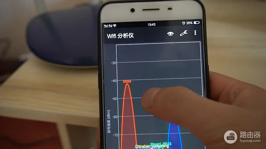 记住了！路由器不要放在这3个位置，否则千兆网都会变卡