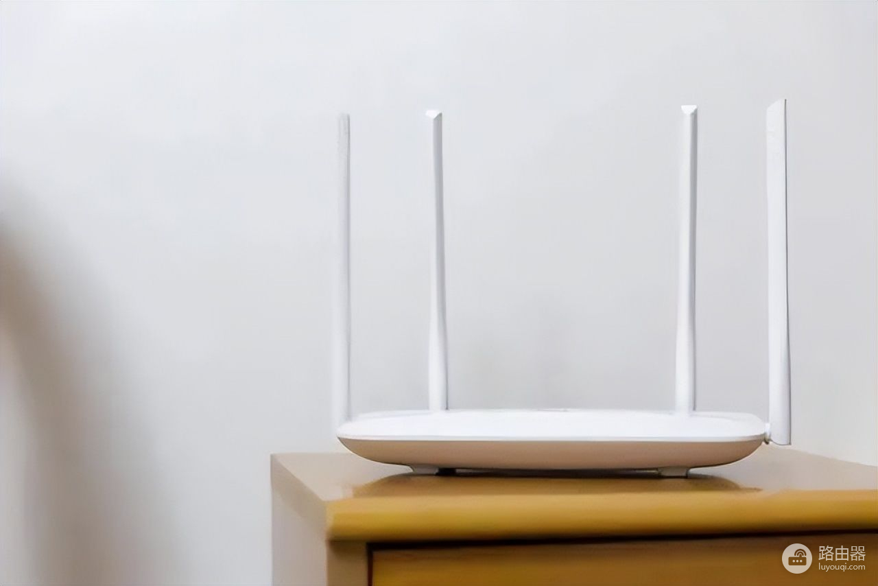 记住了！路由器不要放在这3个位置，否则千兆网都会变卡