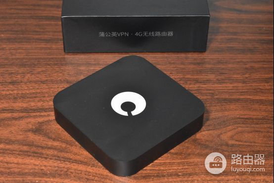 租房没法装宽带怎么办?用这款4G路由器,把网带身边