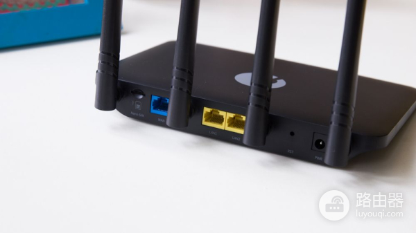 没有宽带也能玩转智能设备,蒲公英4G路由器体验