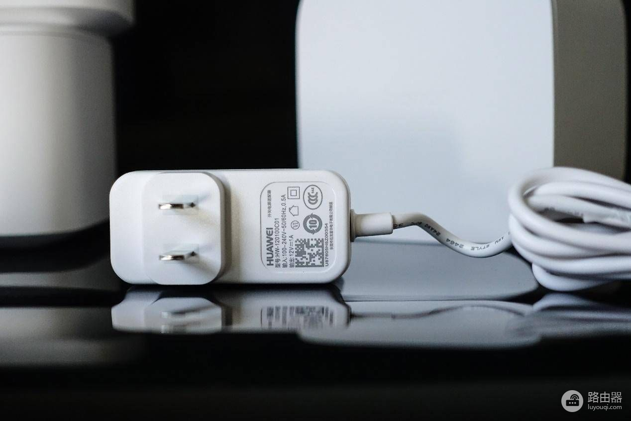 大房子如何清除网络死角?你可能差个荣耀分布式路由器