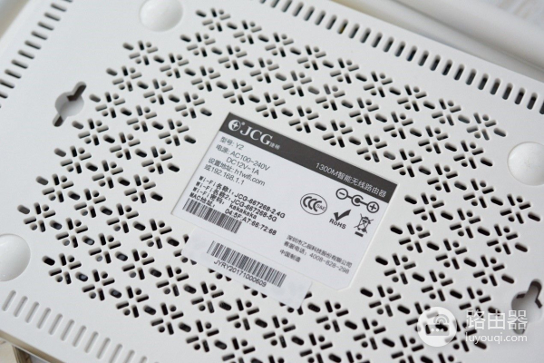 家庭光纤网络的精品搭配,捷稀Y2路由器图赏