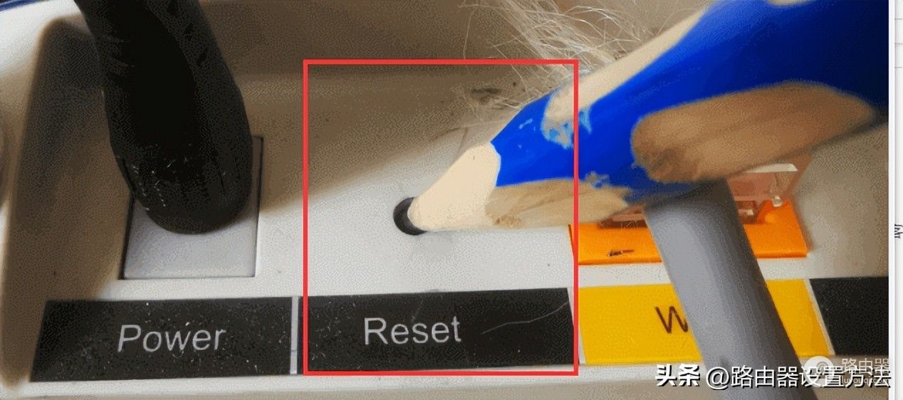 路由器怎么恢复出厂设置教程，复位方法、路由器复位是什么意思