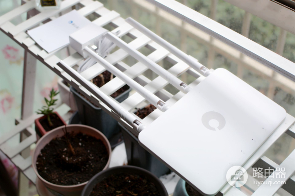 40多元畅享3000G的4g智能路由器,轻松实现远程访问NAS和共享文件