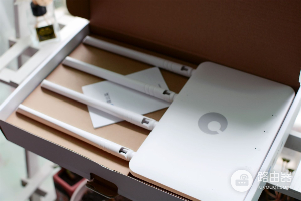 40多元畅享3000G的4g智能路由器,轻松实现远程访问NAS和共享文件