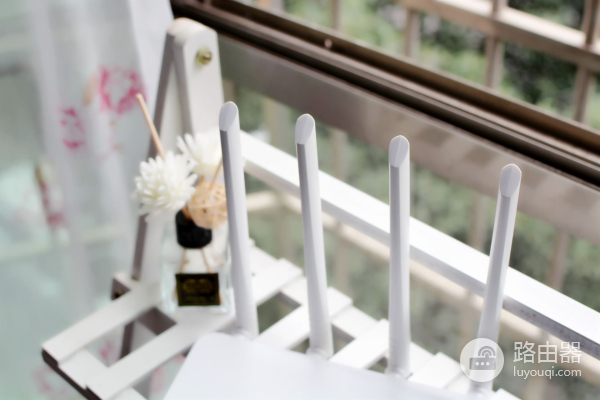 40多元畅享3000G的4g智能路由器,轻松实现远程访问NAS和共享文件