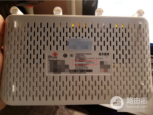 笔记本电脑怎样用无线路由器上网呀(电脑连接路由器后怎么设置才能上网)