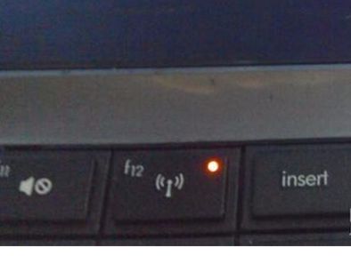 笔记本电脑怎样用无线路由器上网呀(电脑连接路由器后怎么设置才能上网)