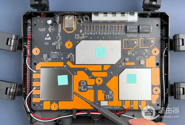 听说它最近很火，于是我买了！-中兴 AX5400Pro+双2.5G路由器评测