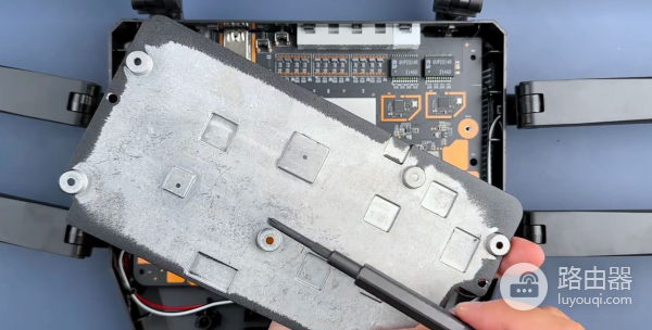 听说它最近很火，于是我买了！-中兴 AX5400Pro+双2.5G路由器评测