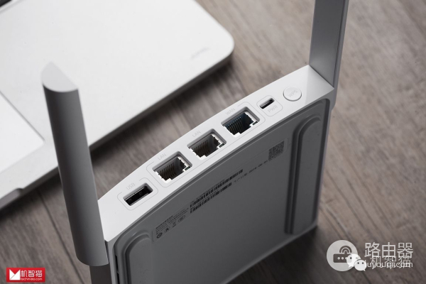 魅族路由器极速版开箱:智能路由市场新选择