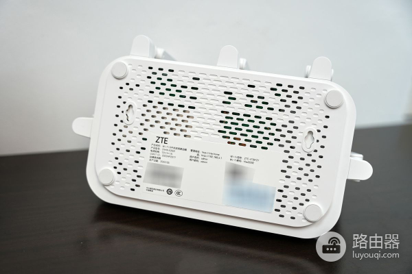 中兴AX3000巡天版路由器评测:200多元的平民“战神”路由器