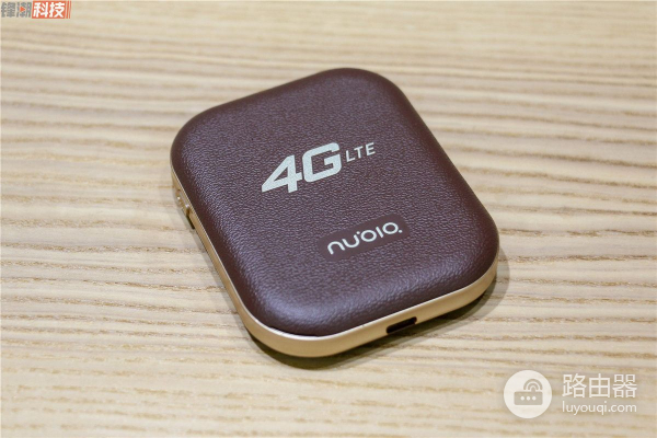 旅途路上没Wi-Fi、没热点,努比亚随身路由器能帮你