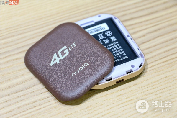 旅途路上没Wi-Fi、没热点,努比亚随身路由器能帮你