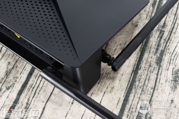 D-Link DIR-882路由器评测:更适合大众的选择