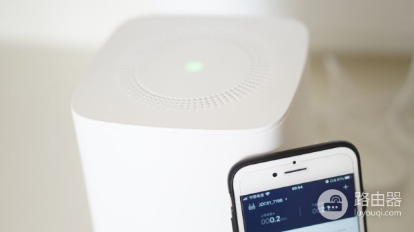上线当天即售罄的京东云无线宝,可以赚京豆的千兆路由器