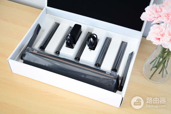 评测:同样是电信100兆宽带,为什么换路由器后宽带测速翻3倍?