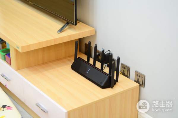 评测:同样是电信100兆宽带,为什么换路由器后宽带测速翻3倍?