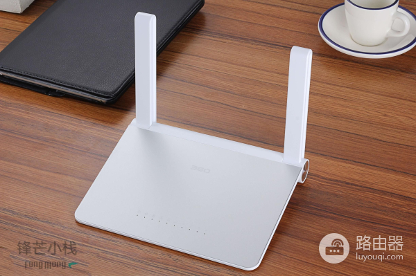百兆光纤入户还卡顿?换台路由器流畅到哭