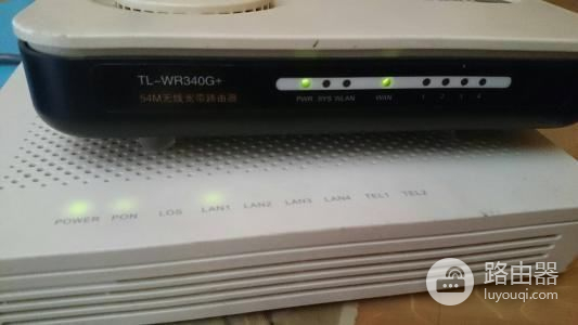 无线路由器怎么会热(如何可以让wifi路由器散热)