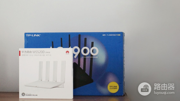 小伙子买了台华为路由器，原来华为路由器也这么强？