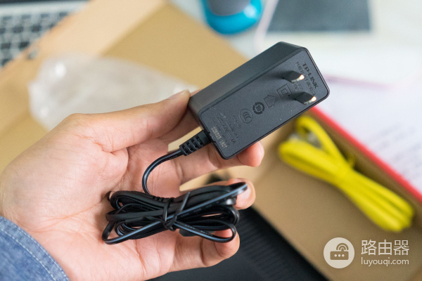 运营商定制路由器被锁网？附移动定制版WMA301、WMA302路由器对比