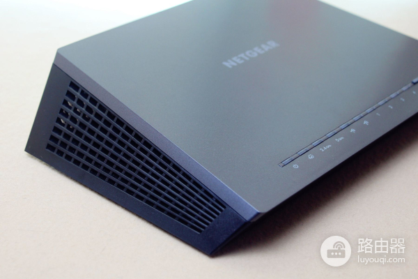 路由器怎么选?WiFi信号强度、速度、穿墙、延迟等都是关注重点!