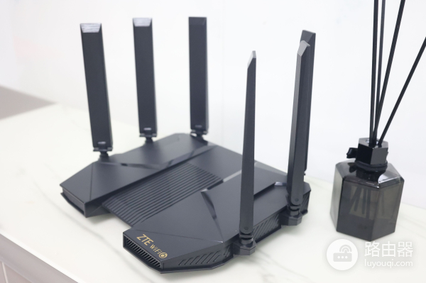 中兴路由器测评:运行稳定低噪,让家人享受流畅网速