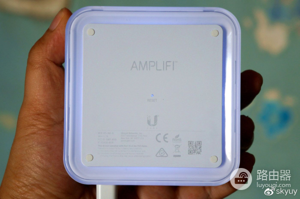 巨爽的全屋覆盖路由器!UBNT全千兆双频无线路由器