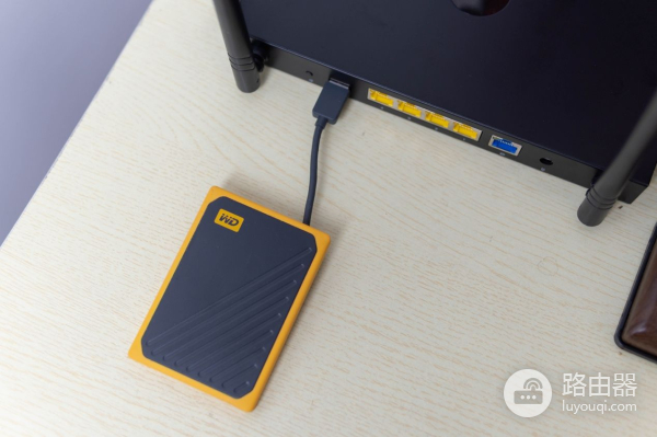 连接硬盘秒变NAS,蒲公英X5路由器使用体验