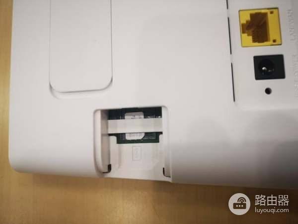 华为4gwifi路由器怎么使用(华为4g路由器怎么设置)